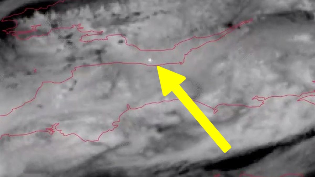 W sobotę nad Wielką Brytanią pojawiła się kula ognia