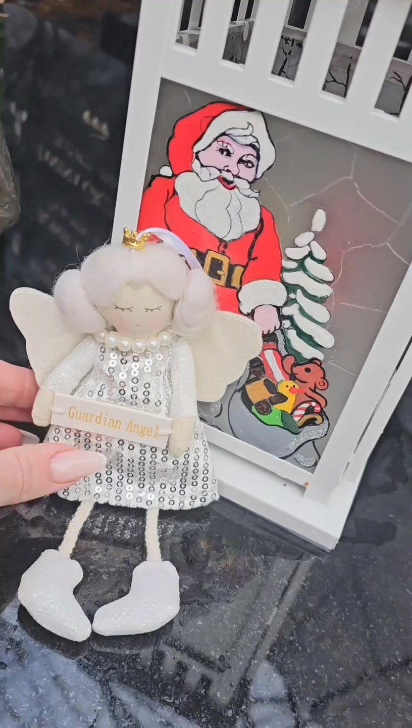 Sylwia Peretti odwiedziła grób syna