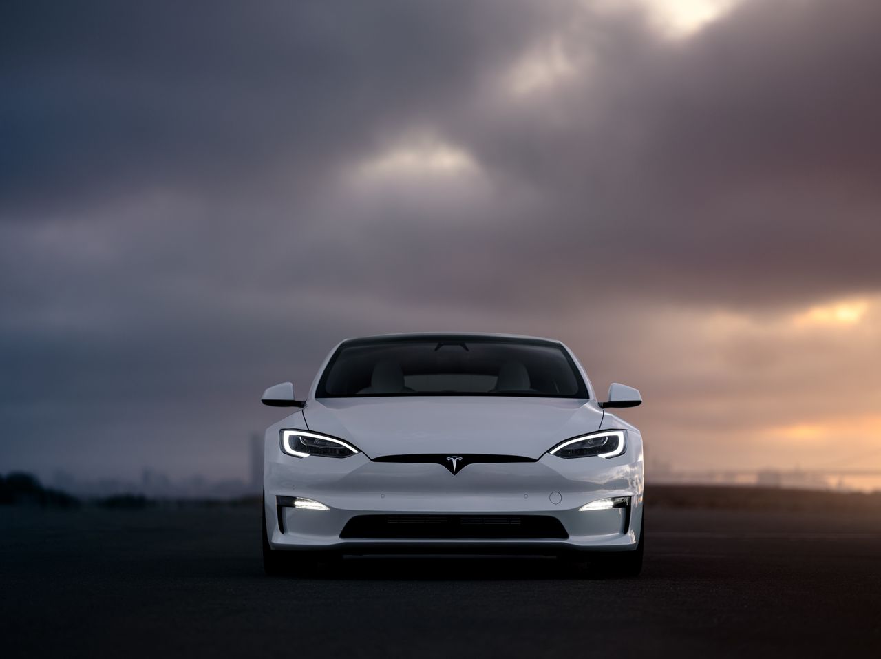 Nowe, słabsze Tesle. Model S i Model X otrzymały nowe odmiany w USA