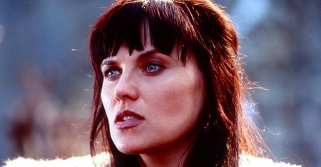 Rola w "Xenie: wojowniczej księżniczce" zrobiła z niej wielką gwiazdę. Lucy Lawless jest dziś NIE DO POZNANIA (FOTO)