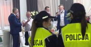 Policjanci pojechali na wesele. Ten widok ich zamurował