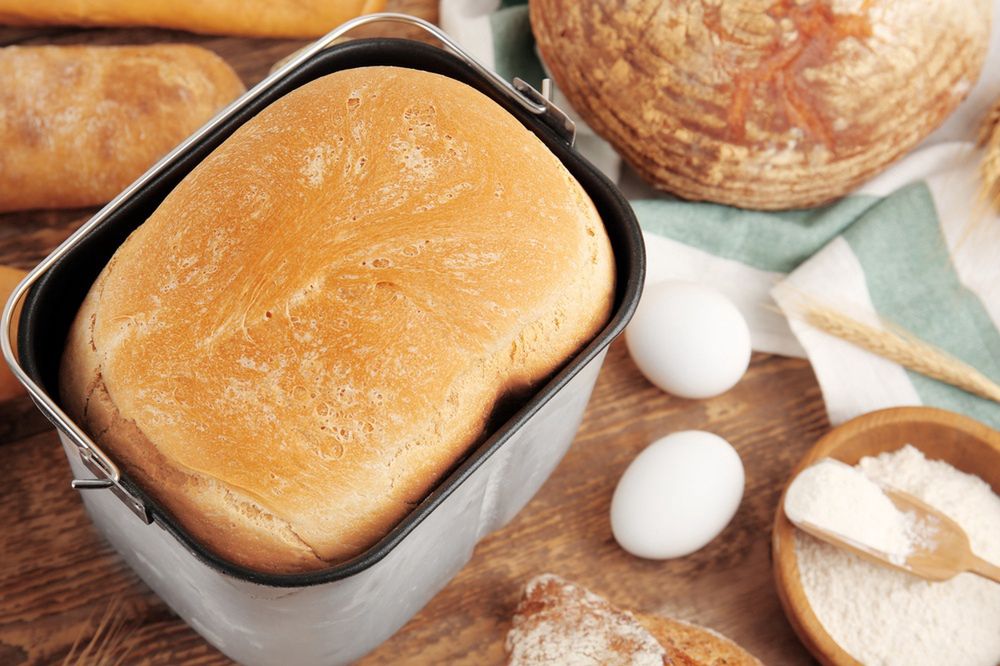 Wypróbuj wypiekacz do chleba. Świeże pieczywo każdego ranka