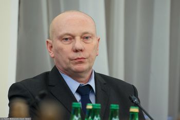Były szef SKW zatrzymany na lotnisku. Miał lecieć na wakacje