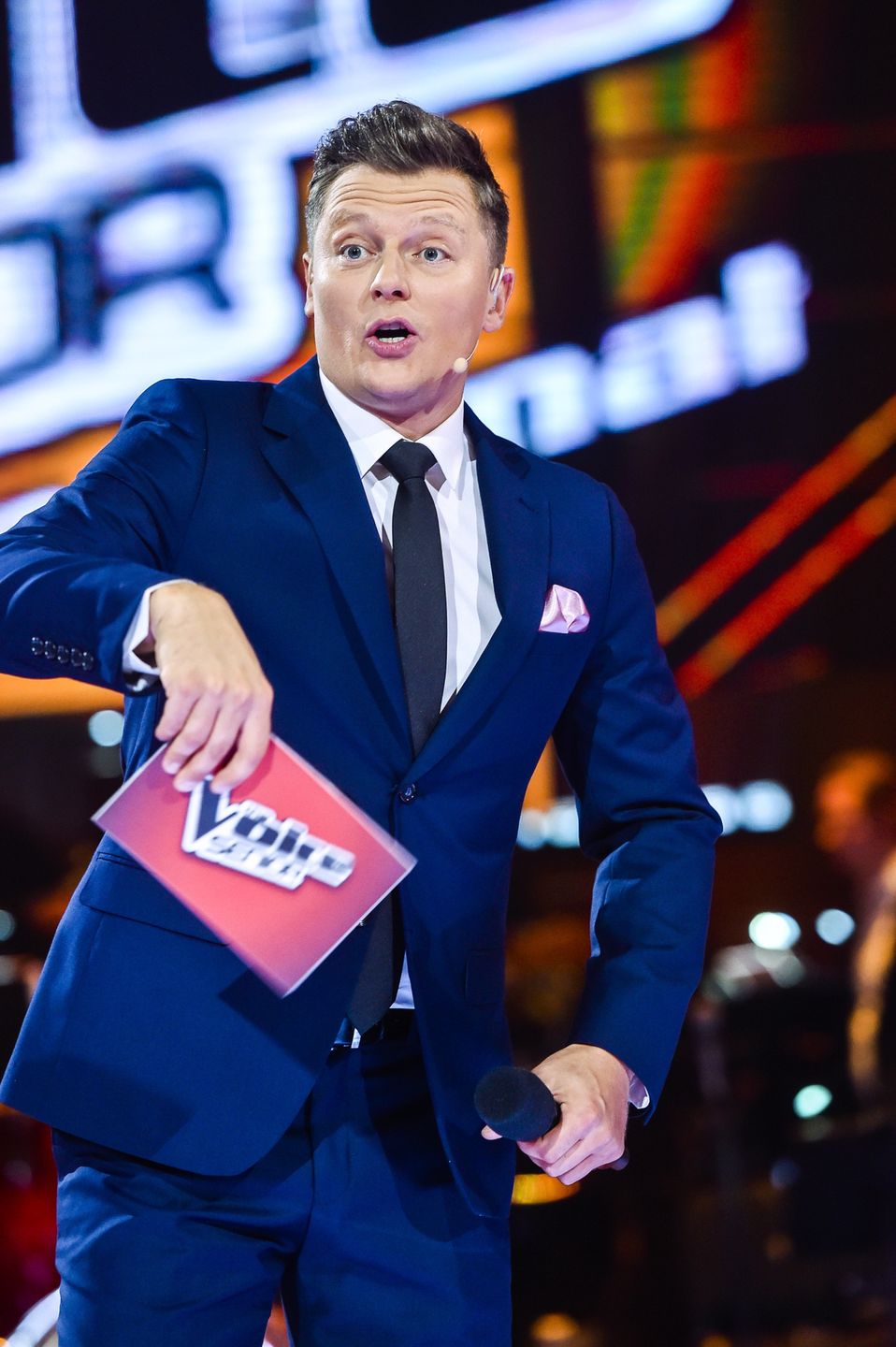 Rafał Brzozowski znowu tłumaczy się z wyjazdu na Eurowizję