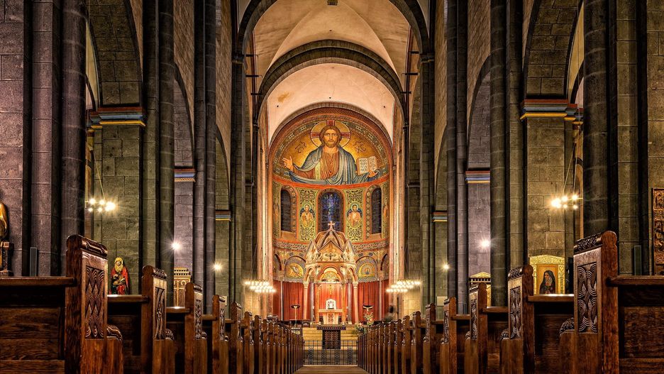 Msze święte w telewizji. Transmisje