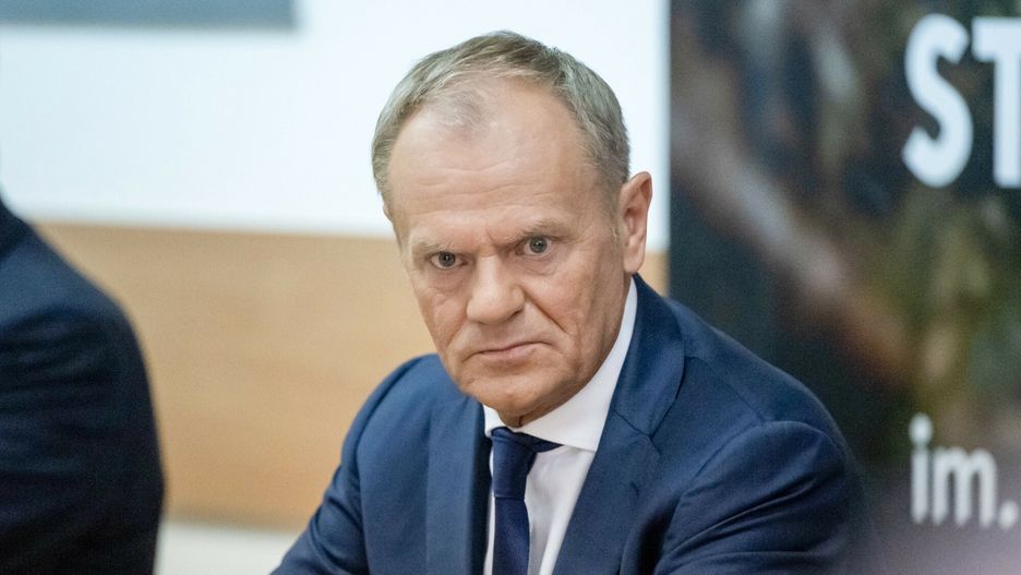 Donald Tusk w w 1. Batalionie Strzelc�w Podhala?skich w RzeszowieFot. Maciej Napora/East News, Rzeszow, 05.09.2024. Premier Donald Tusk (n/z) w 1. Batalionie Strzelcow Podhalanskich w Rzeszowie.Maciej Napora