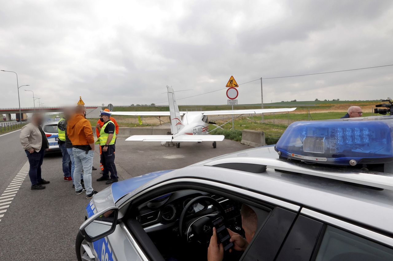 Awaryjne lądowanie na A1. Znamy ustalenia śledczych