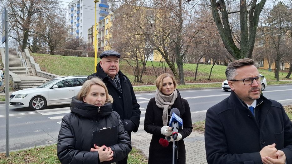 Ul. Podzamcze - doświetlone przejście dla pieszych to koszt 50 tys. zł