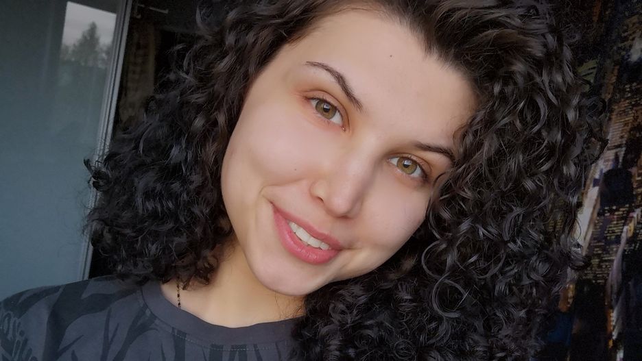 Ewa Nowicka ma 22 lata i mieszka w domu dziecka