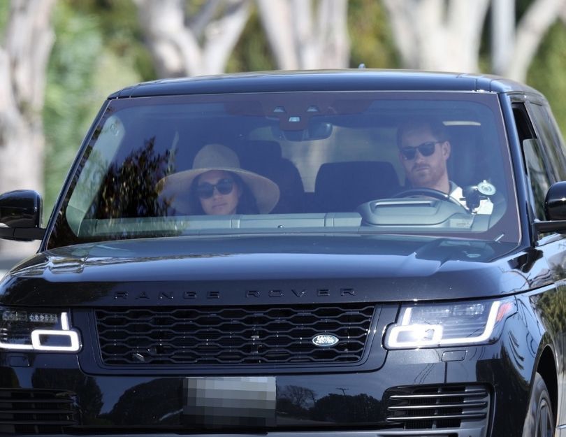 Książę Harry i Meghan Markle przyłapani podczas samochodowej przejażdżki po Santa Barbara