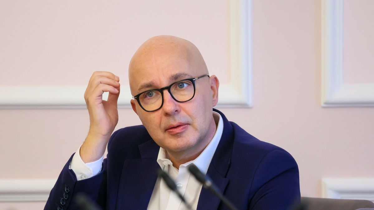 Poseł KO mówi "nie" podatkowi katastralnemu. Sam posiada 12 mieszkań