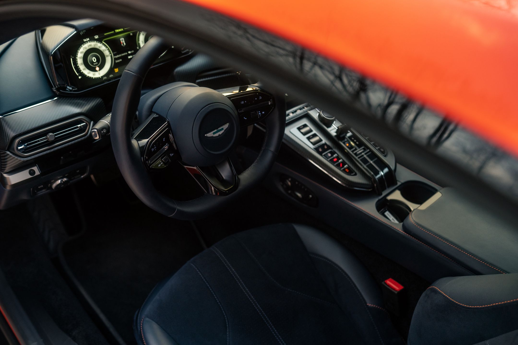 Aston Martin Vantage (2025)