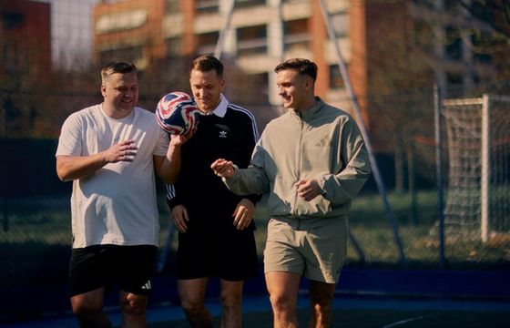 Braterska więź motywem nowej kampanii marki Adidas