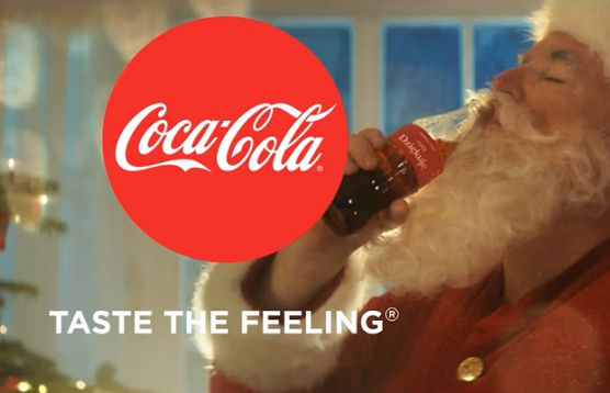 „Powiedz ‘Dziękuję’” i świecące etykiety w bożonarodzeniowej kampanii Coca-Coli (wideo)