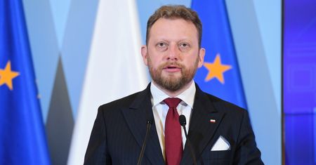 Koronawirus w Polsce. Łukasz Szumowski: "To czas na kwarantannę dla całego społeczeństwa"