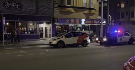 Policja z San Francisco chciała zatrzymać autonomiczny samochód. Oto co się stało