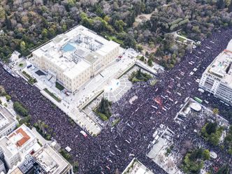 Masowe protesty w Grecji. Ekspert o przyczynach. W tle tąpnięcie PKB