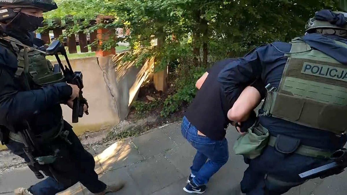 Kryminalni w KWP w Gdańsku zatrzymali poszukiwanego listem gończym mężczyznę