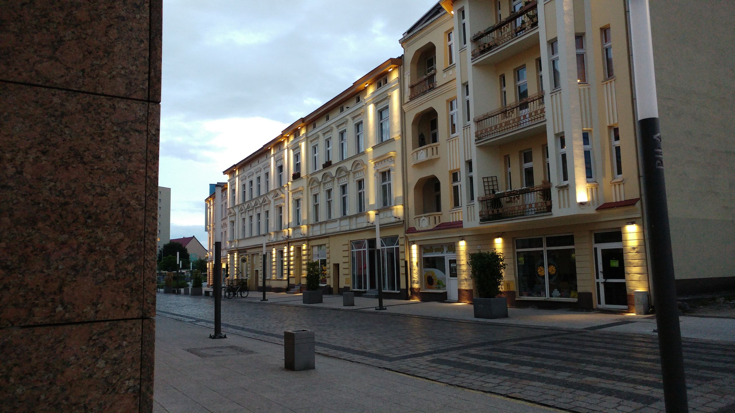 Galaxy S7, LG G5, HTC 10, Huawei P9 i Lumia 950 - fotoporównanie flagowców 70
