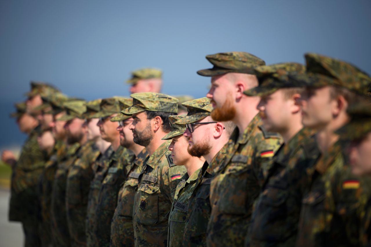 Niemcy: spór o model służby wojskowej. Projekt wywołuje napięcie