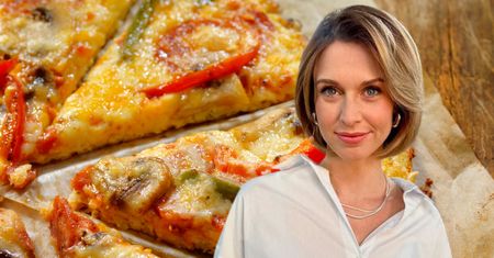 Julia Kamińska pokazała, jak robi pizzę. Przepis "Brzyduli" jest dość nietypowy