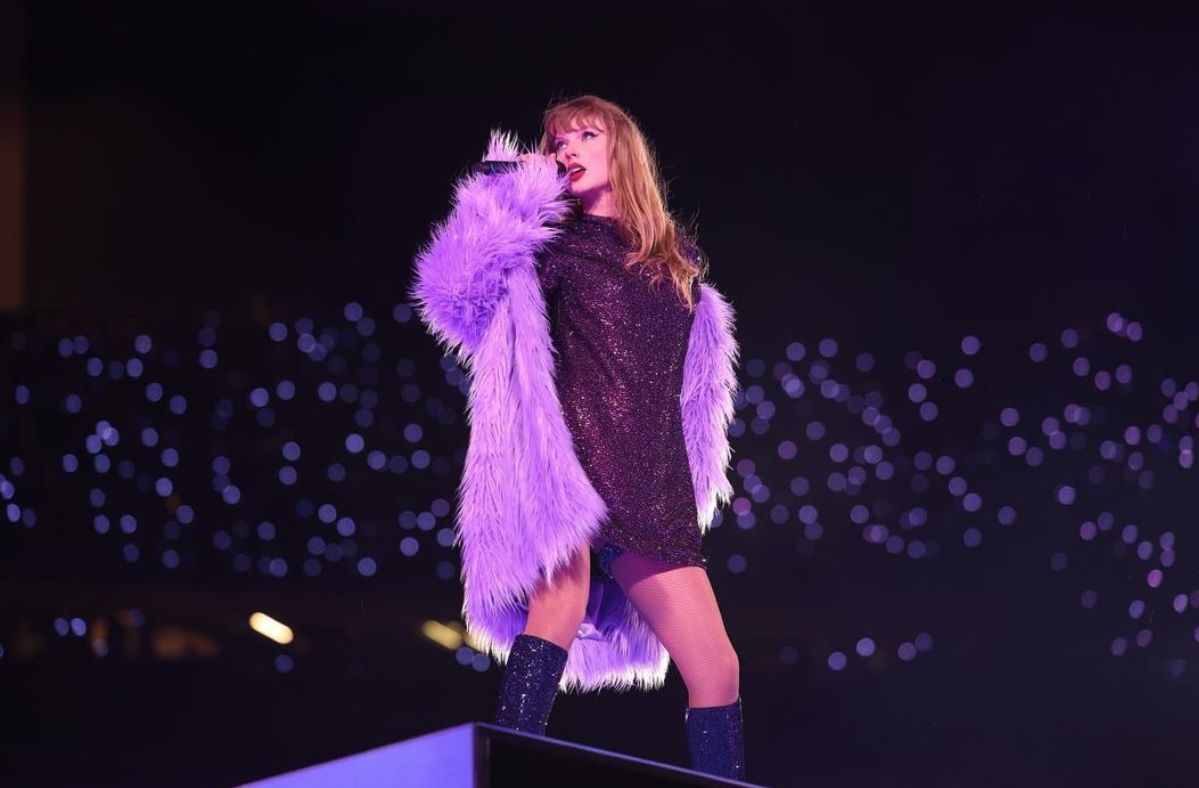 Taylor Swift's emotional nod to fans at Toronto concert