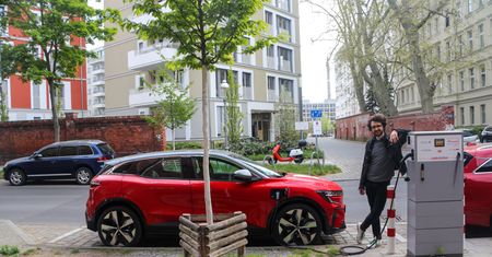 Test: Renault Megane E-Tech na trasie, czyli jak naprawdę podróżuje się elektrykiem