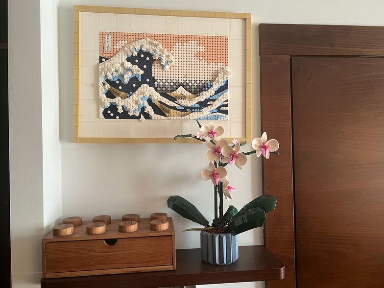 "Wielka fala" Hokusaia na ścianie w mieszkaniu autora tekstu