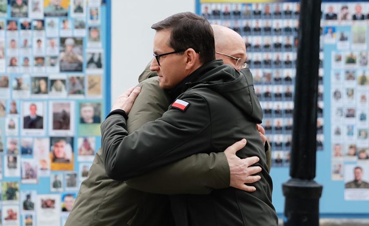 Niezapowiedziana wizyta. Symboliczny ruch Morawieckiego
