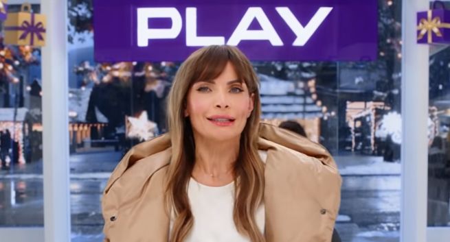 Agnieszka Dygant w bożonarodzeniowych reklamach Play (wideo)