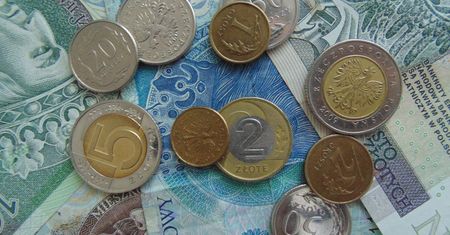 Tyle naprawdę zarabiają Polacy. GUS podał oficjalne dane