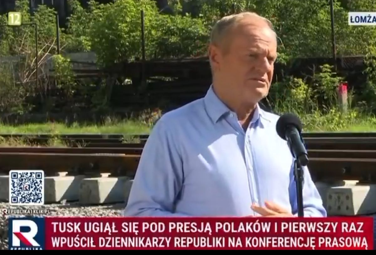 Koniec banicji. Republika w końcu wpuszczona na konferencję Donalda Tuska