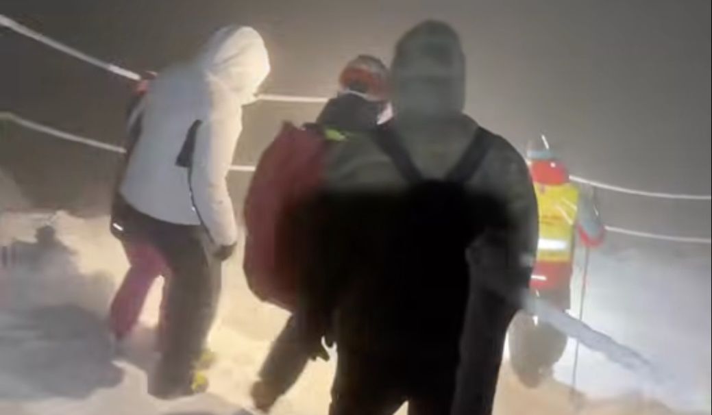 Rodzina uratowana na Śnieżce. Wspólna akcja polskich i czeskich ratowników