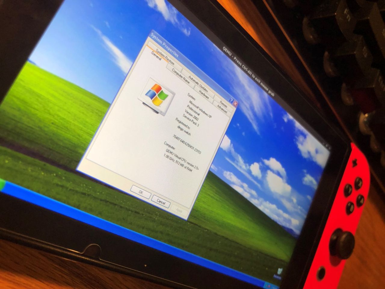 Windows XP uruchomiony na konsoli Nintendo Switch. Nawet udało się pograć w "Pinball 3D"