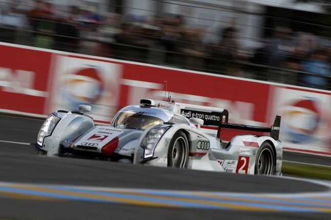 Audi R18 e-tron quattro zwycięzcą wyścigu 24h Le Mans (Fot. Gizmag.com)