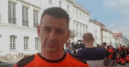 Prostytutka z literką "S". Ratownik pod Ministerstwem Zdrowia na tym nie skończył