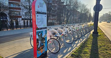 Rowery miejskie wróciły na ulice Lublina – 625 jednośladów na 131 stacjach. Ile kosztuje minuta jazdy?