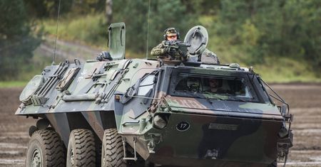 Niemcy nie wyślą opancerzonych transporterów do Kijowa. Jest sprzeciw Bundestagu