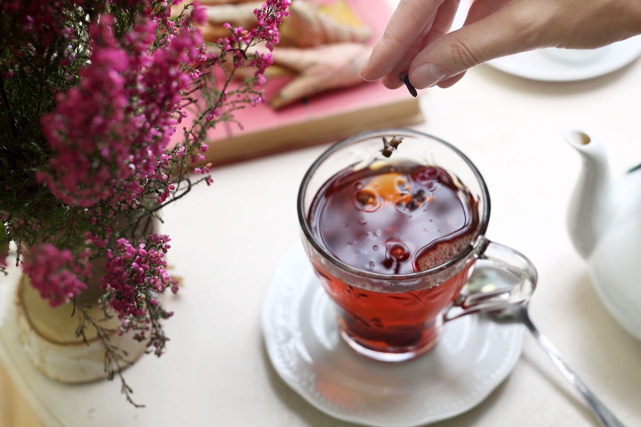 Clove tea: Your secret weapon for holiday digestion relief