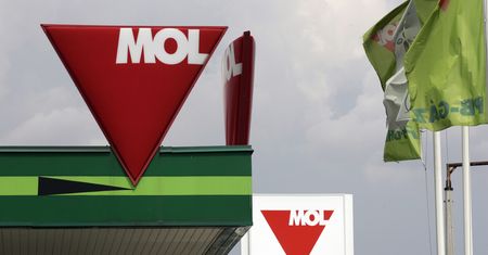 MOL rośnie w siłę. Węgrzy chcą podbić polski rynek paliw