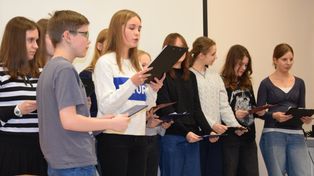 Zduńska Wola: Napoleon Bonaparte i Walewska. Legenda w oczach uczniów