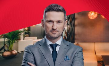 Znany reporter przechodzi z TVN24 do Wirtualnej Polski