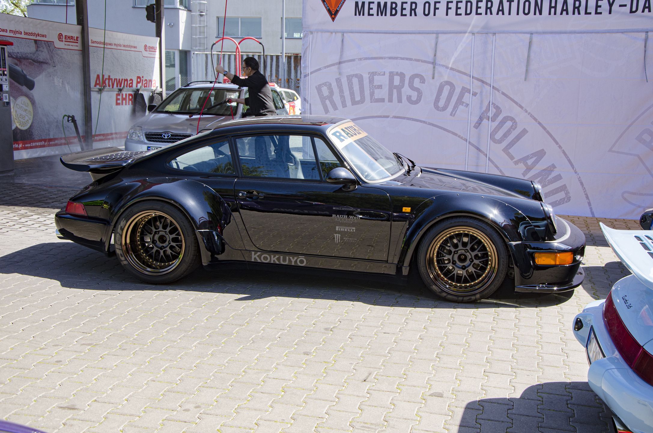 Porsche 911 RWB