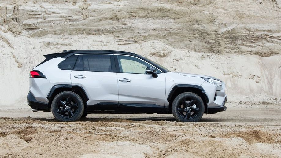 Toyota RAV4 też doczeka się wersji ładowanej z gniazdka