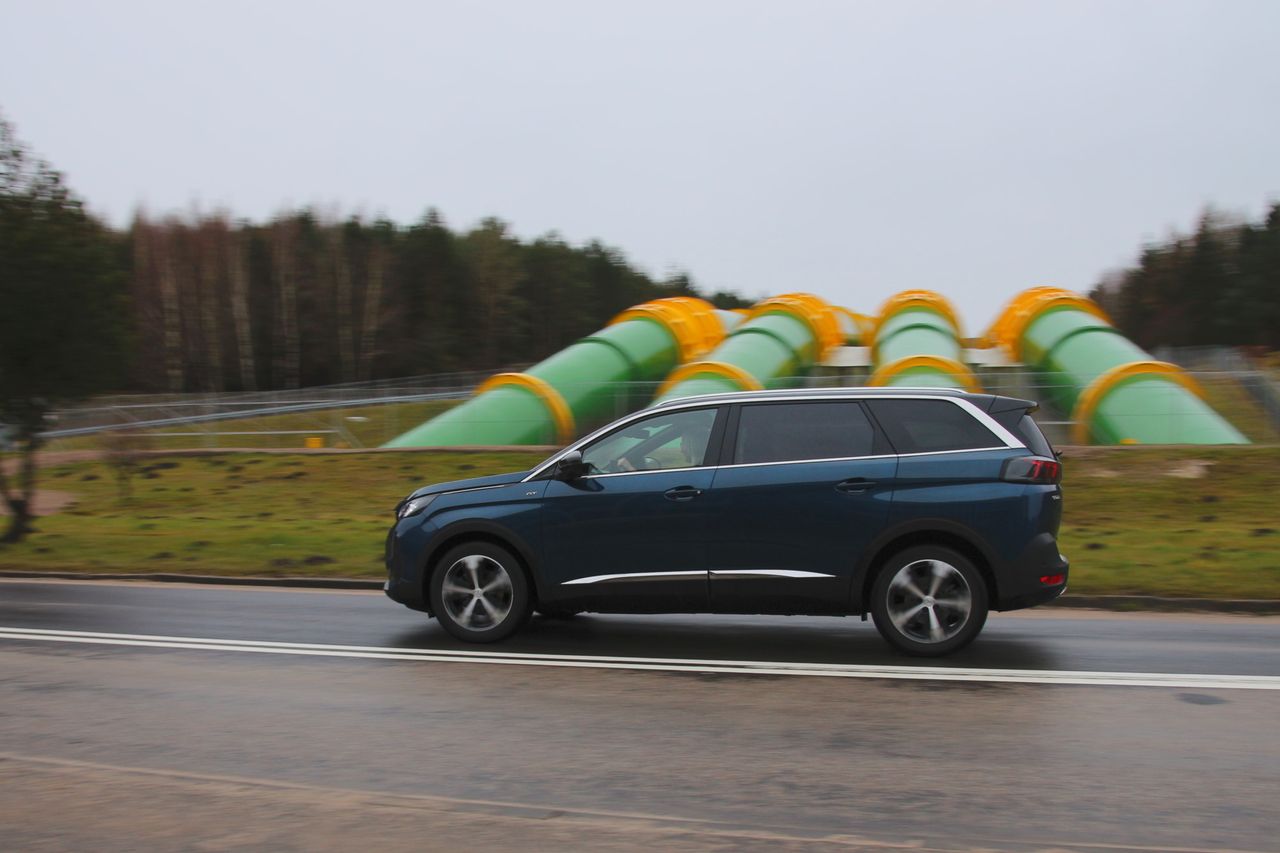 Test: Peugeot 5008 – czy faktycznie ma coś z premium?