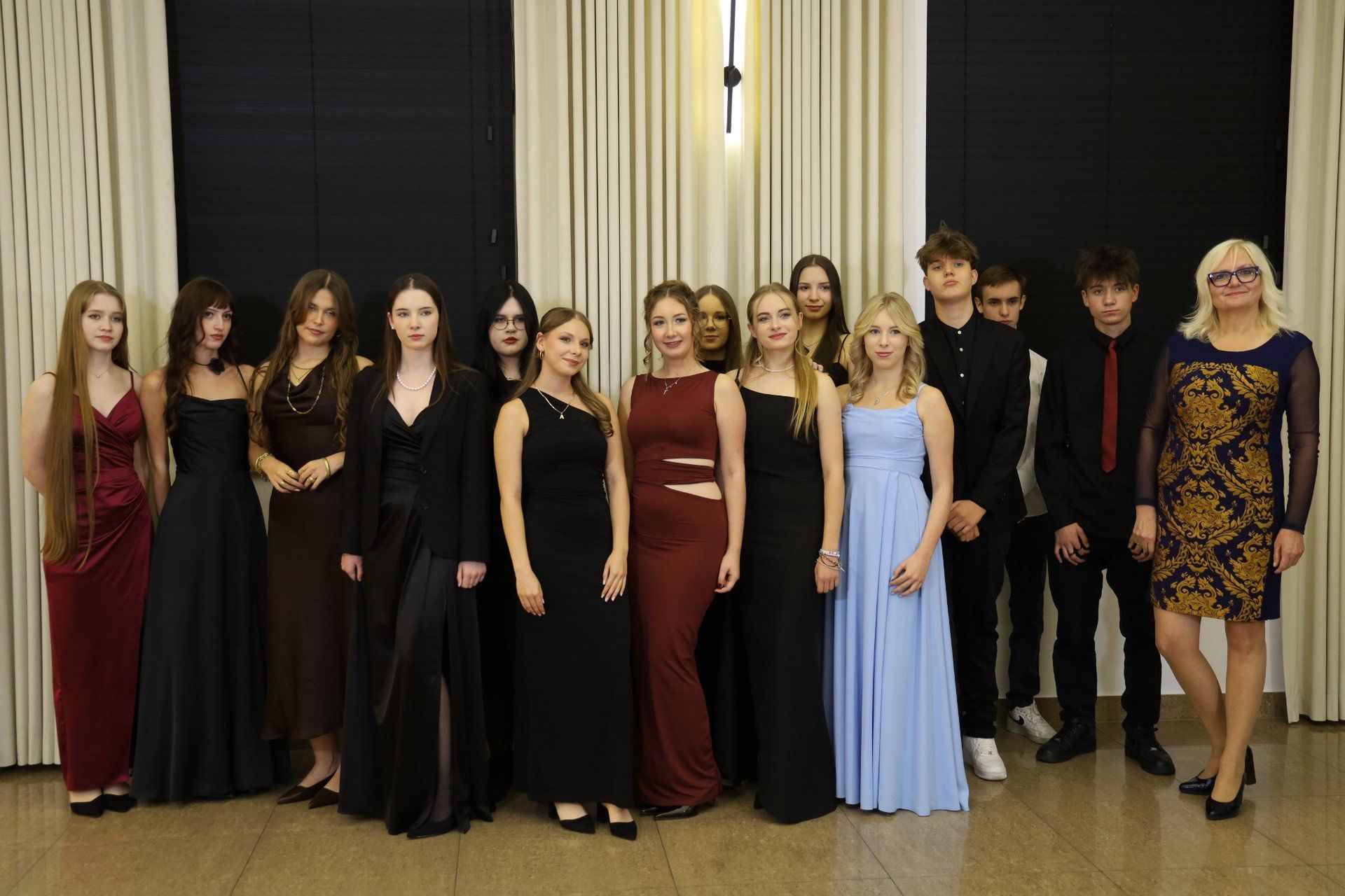 Klasa 3 A z wychowawczynią- Anetą Ochmańską