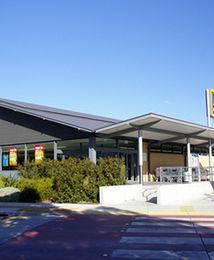 Brytyjskie hipermarkety nie wytrzymują konkurencji z niemieckimi dyskontami