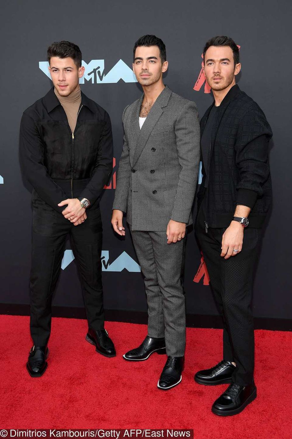 Nick, Joe i Kevin Jonas – MTV VMA 2019, garnitury: Fendi