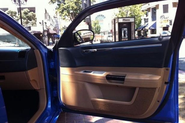 2005 Chrysler 300C Coupe