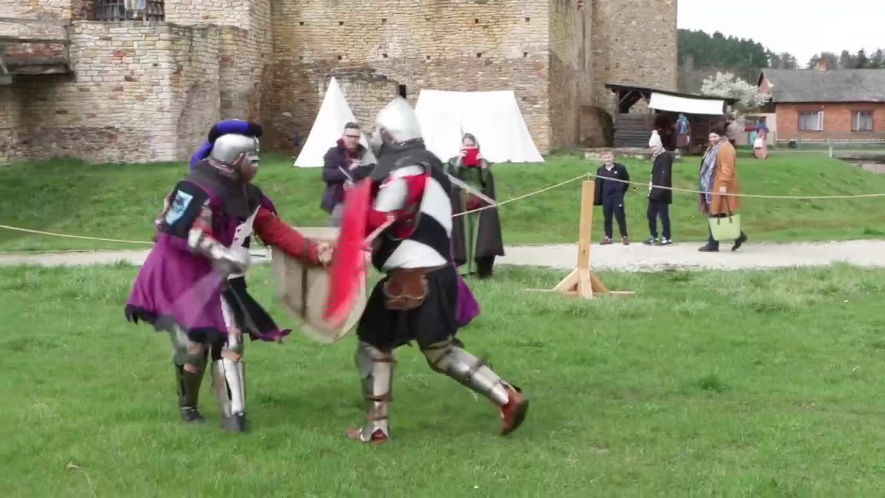 Inowłodzkie święto rycerstwa – dawne tradycje ożywają na zamku